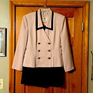 Women’s size 12 Kasper skirt set